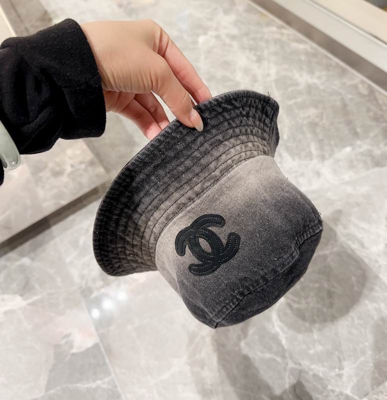 Chanel Hat 129 (23)